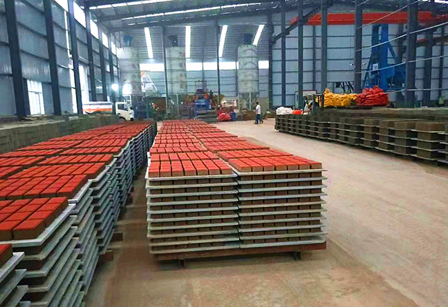 免燒磚機(jī)托板