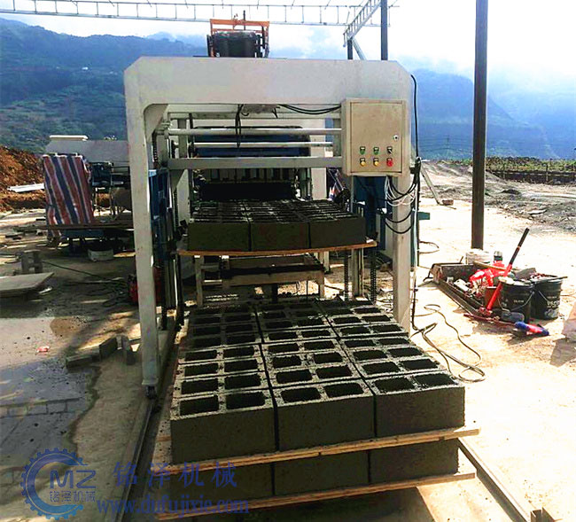 環(huán)?？招拇u機